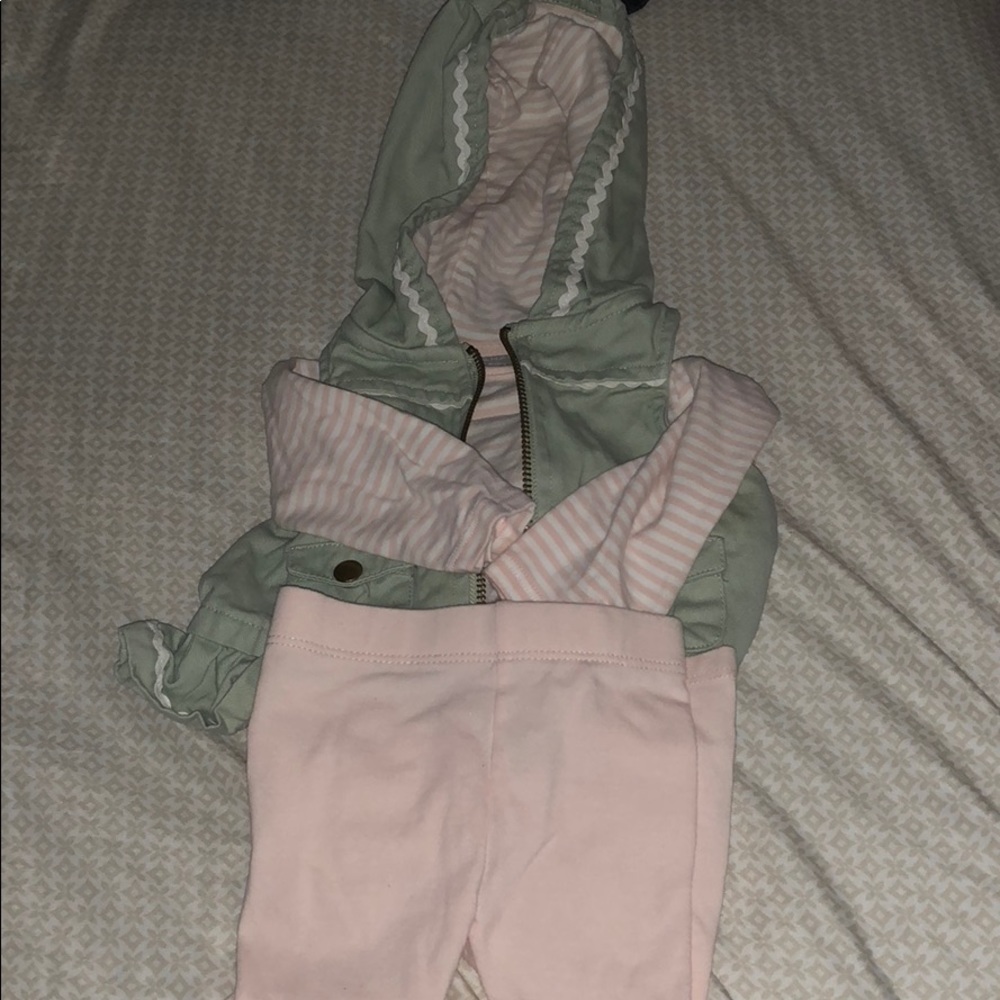 Tahari baby girls 3 piece set